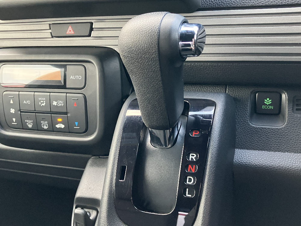 ホンダ　Ｎ ＶＡＮ　+STYLEFUN・ターボ17枚目