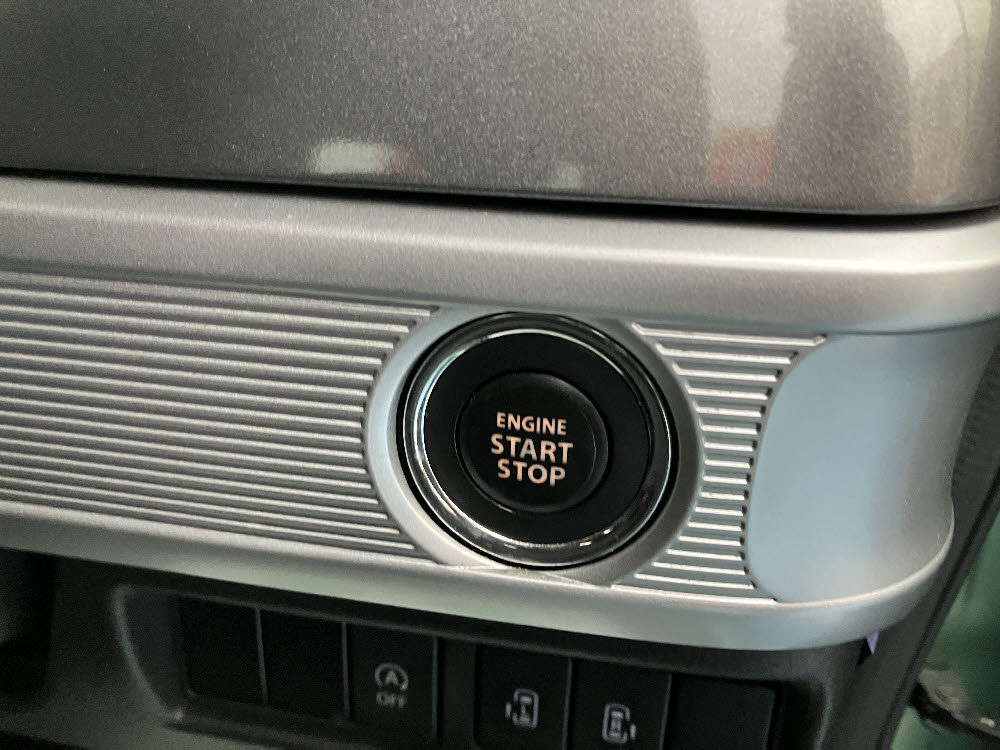 スズキ　スペーシアギア　ハイブリッドXZ18枚目