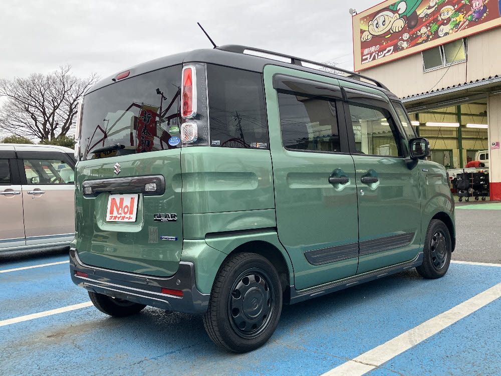 スズキ　スペーシアギア　ハイブリッドXZ4枚目