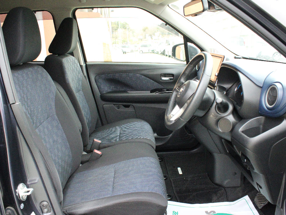 ニッサン　デイズ　ハイウェイスターX（9インチナビ）16枚目