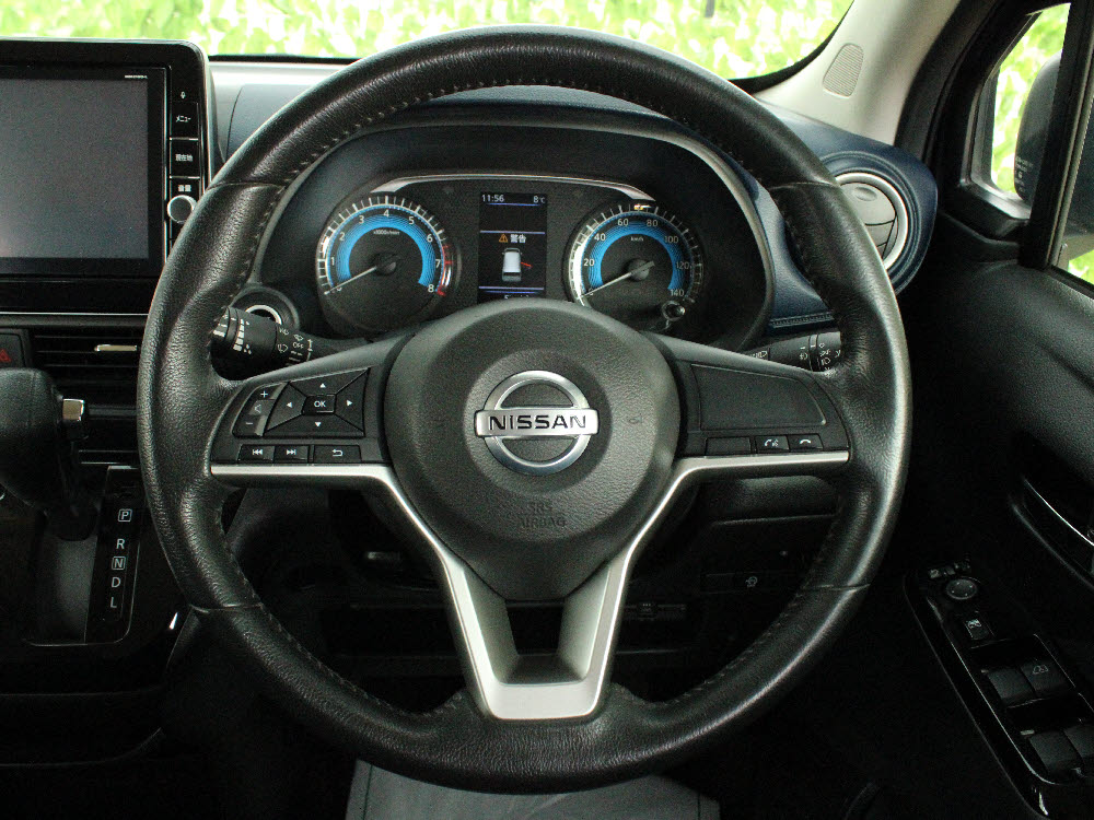 ニッサン　デイズ　ハイウェイスターX（9インチナビ）19枚目