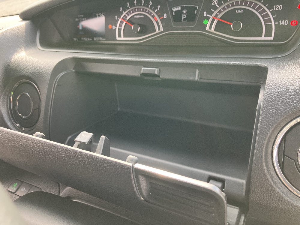 ホンダ　N BOXカスタム　G・Lホンダセンシング9枚目