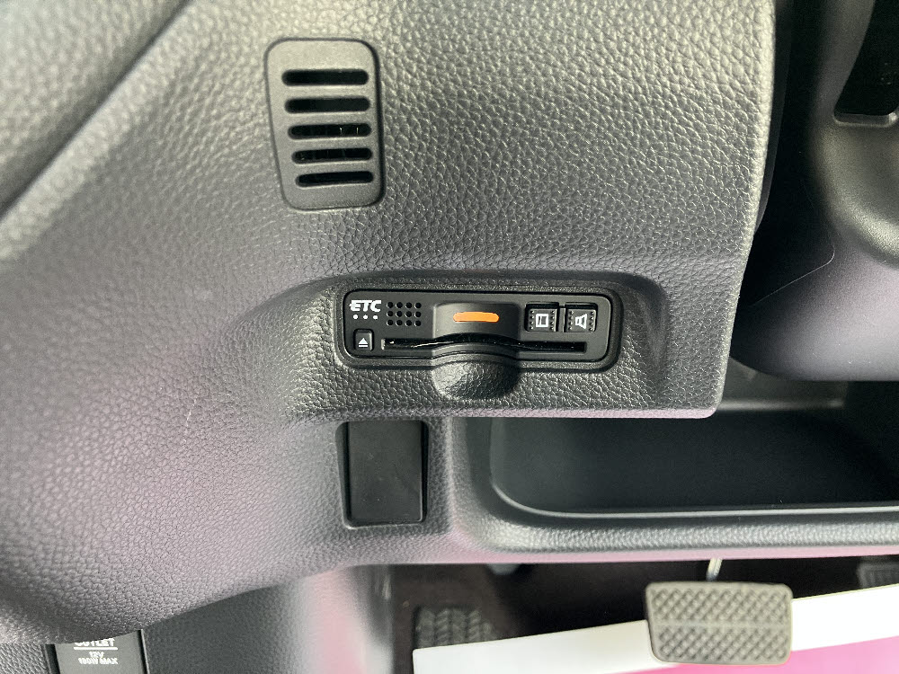 ホンダ　N BOXカスタム　G・Lホンダセンシング13枚目