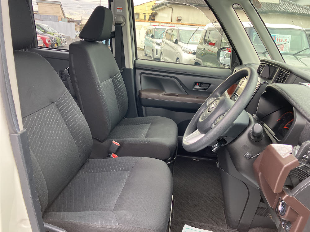 トヨタ　ルーミー　GS7枚目