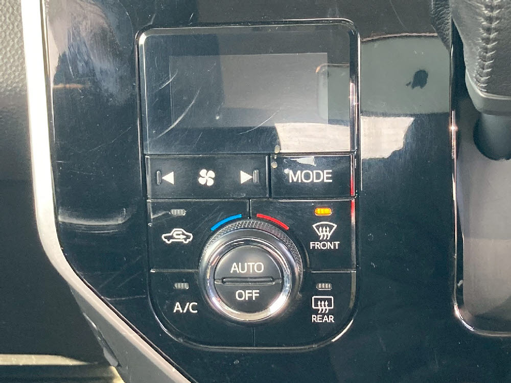 トヨタ　タンクカスタム　G13枚目