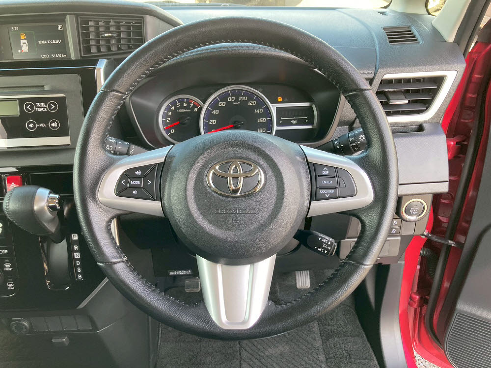 トヨタ　タンクカスタム　G11枚目