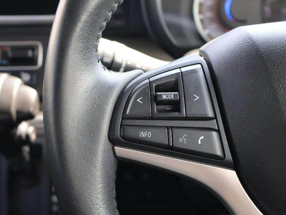 マツダ　フレアワゴンタフスタイル　ハイブリッドXS11枚目