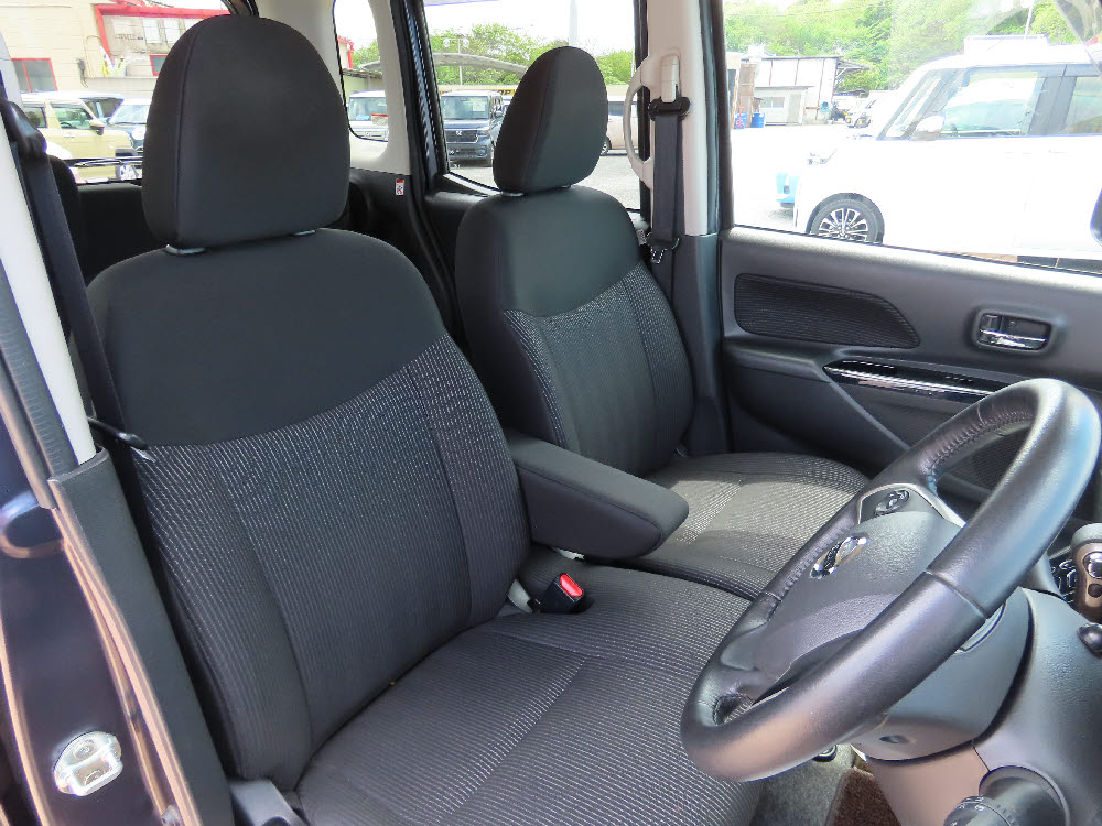 ニッサン　デイズルークス　ハイウェイスターX46商談9枚目