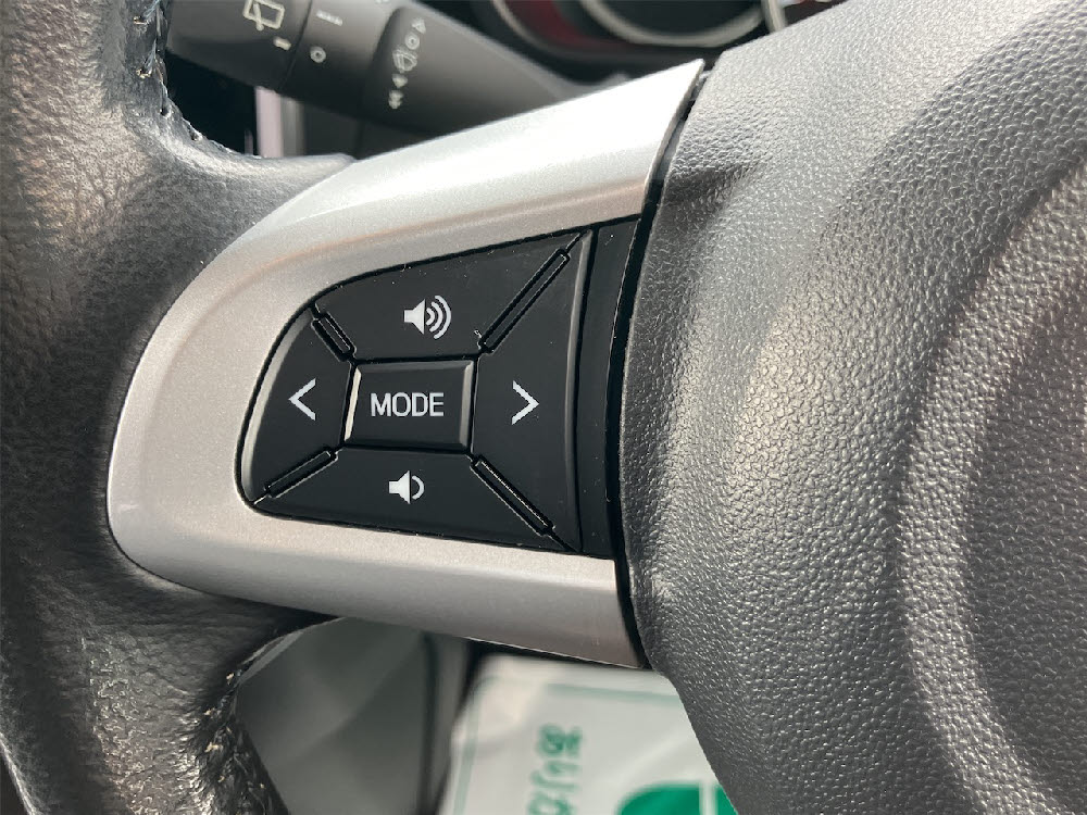 トヨタ　タンクカスタム　G-T13枚目