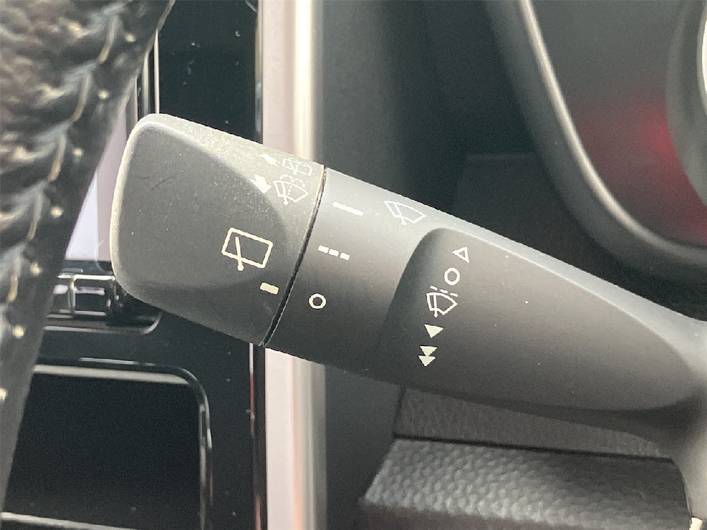 トヨタ　タンクカスタム　G-T16枚目