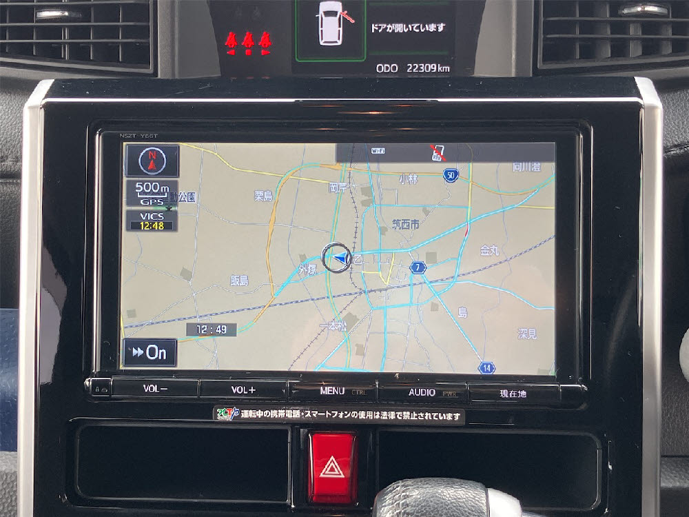 トヨタ　タンクカスタム　G-T18枚目