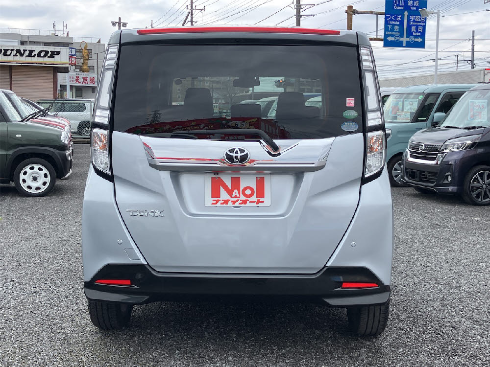 トヨタ　タンクカスタム　G-T4枚目