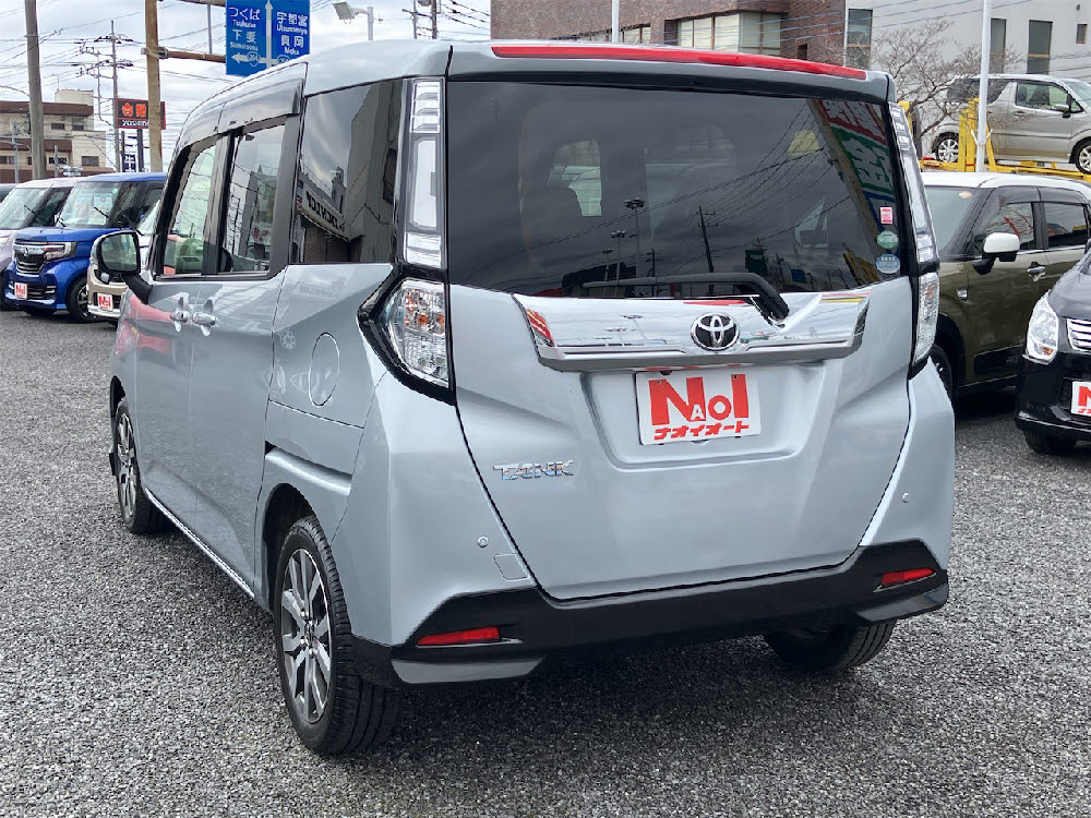 トヨタ　タンクカスタム　G-T5枚目
