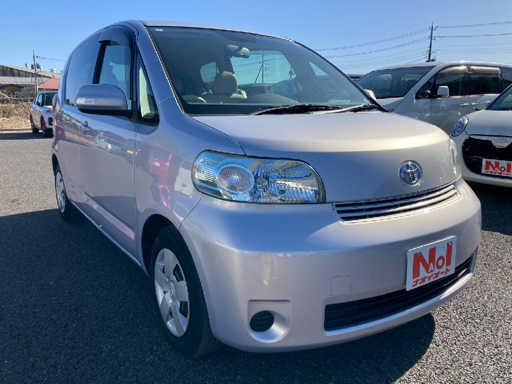 トヨタ　ポルテ　130i Cパッケージ HIDセレクション2枚目