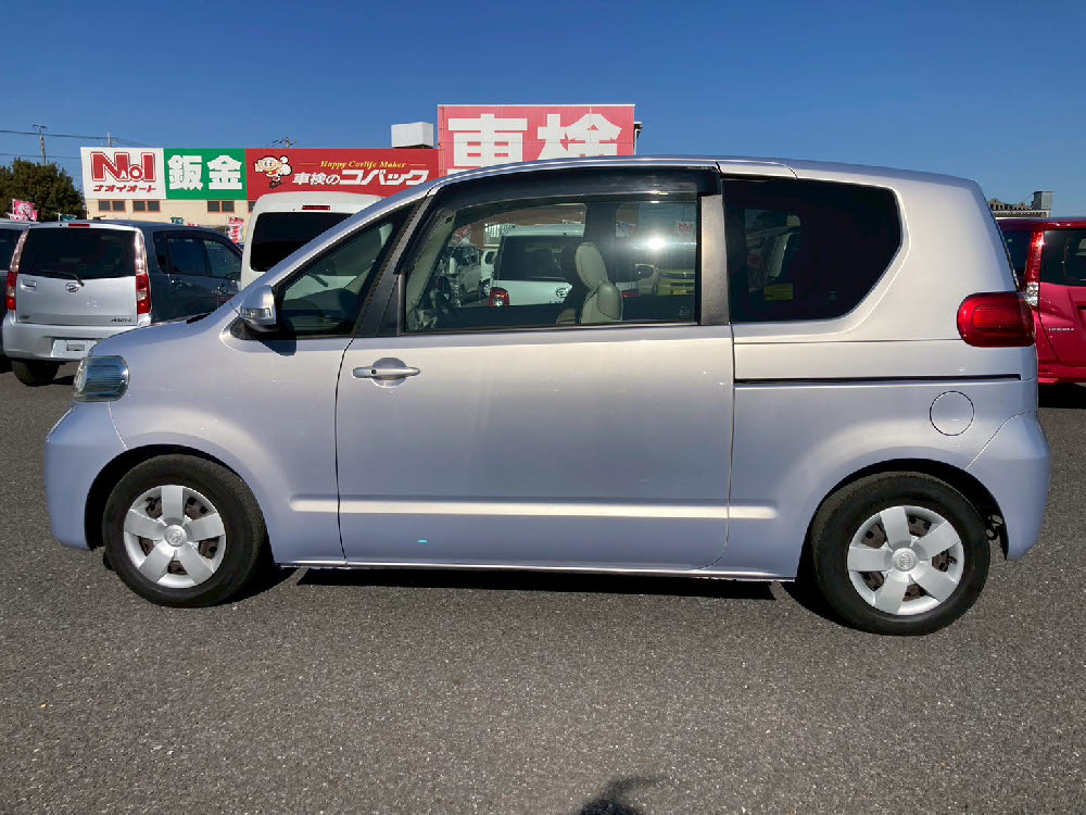 トヨタ　ポルテ　130i Cパッケージ HIDセレクション7枚目