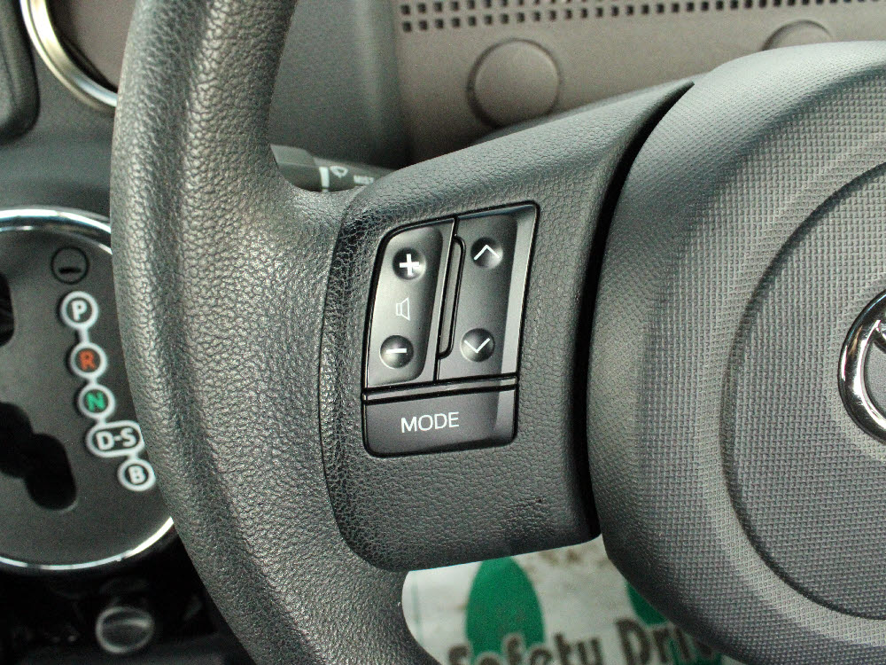 トヨタ　スペイド　Fクイーン18枚目