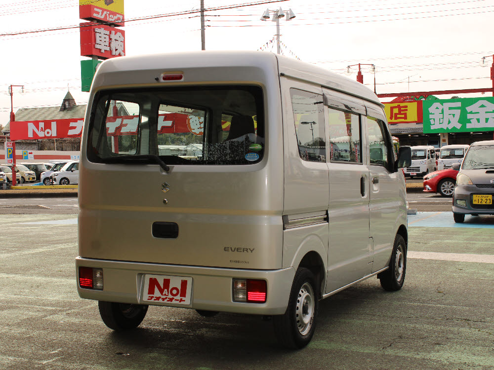 スズキ　エブリィバン　PA4枚目