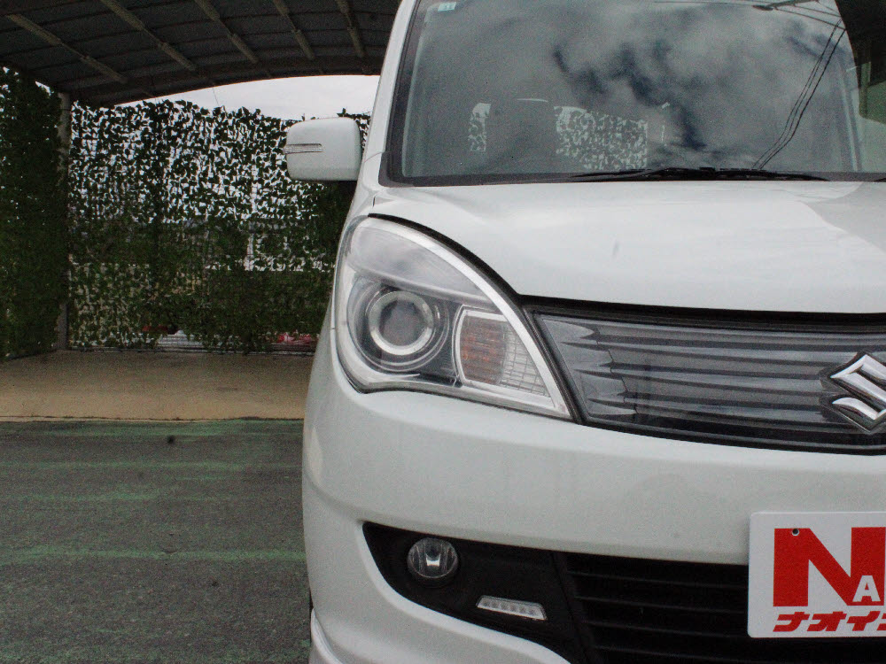 スズキ　ソリオ　ブラック&ホワイト10枚目