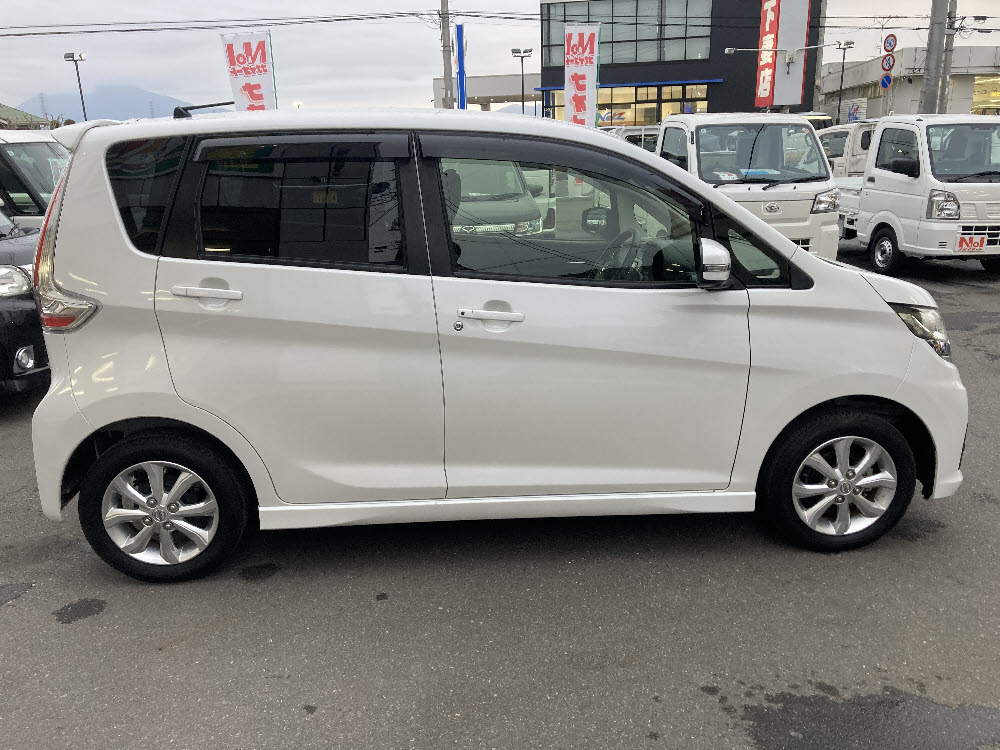 ニッサン デイズ ハイウェイスターX3枚目