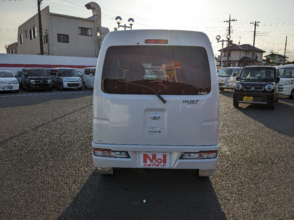 ダイハツ　ハイゼットカーゴ　クルーズターボ9枚目