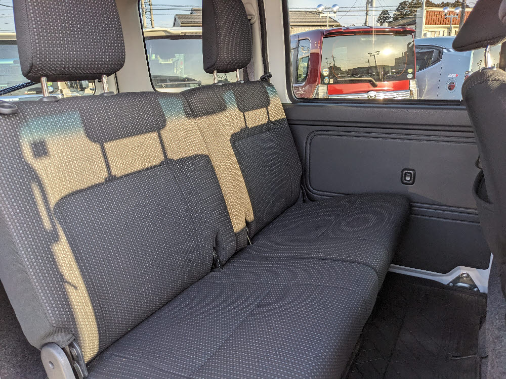 ダイハツ　ハイゼットカーゴ　クルーズターボ12枚目