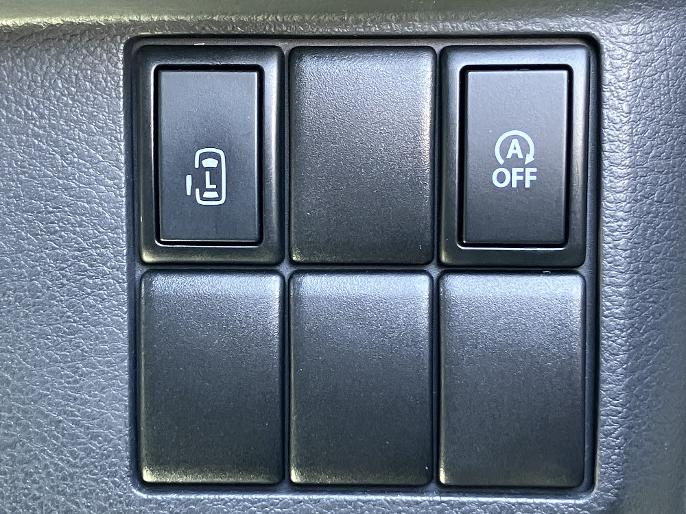 スズキ　スペーシア　X9枚目