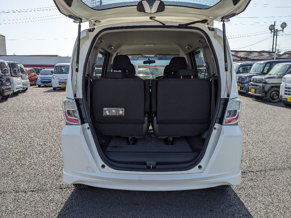 ホンダ　フリード　HYBRIDジャストセレクション10枚目