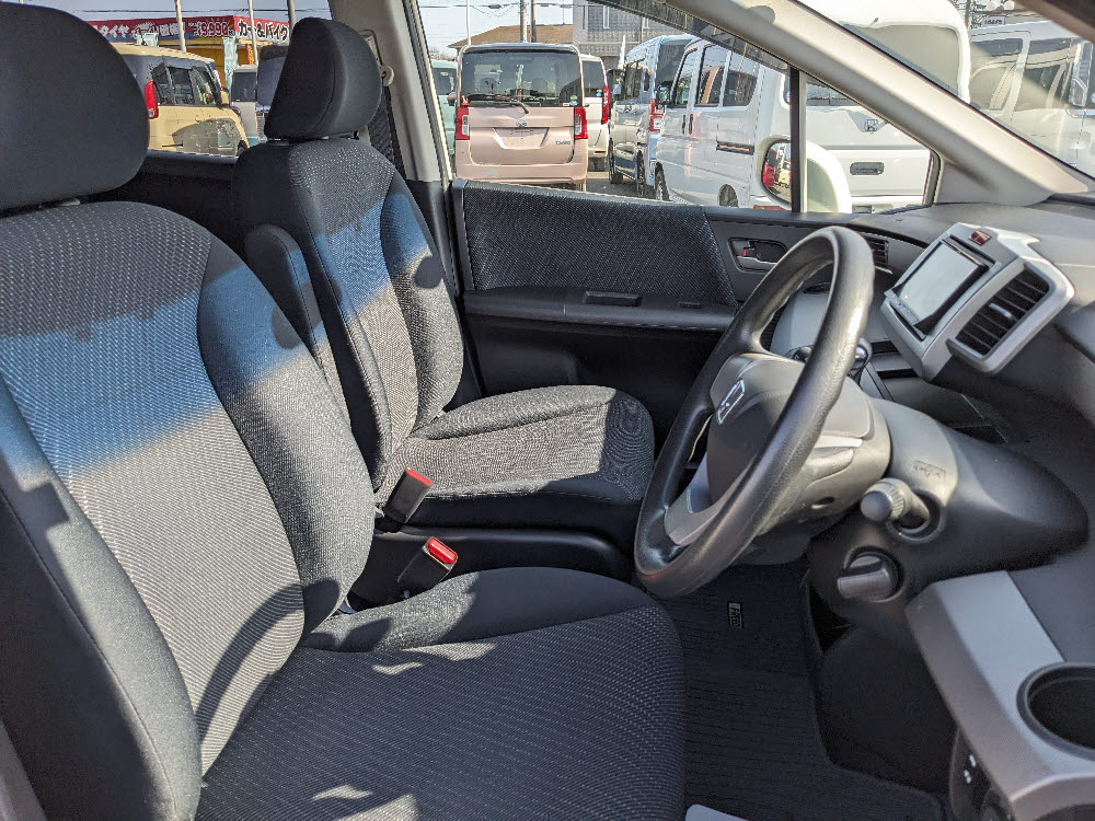 ホンダ　フリード　HYBRIDジャストセレクション17枚目