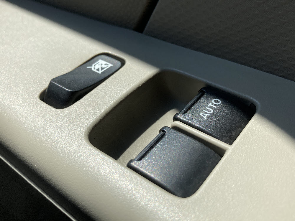 ニッサン　ＮＶ１００クリッパー　DX GLパッケージ18枚目