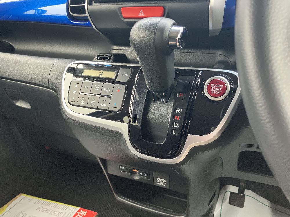 ホンダ　Ｎ ＢＯＸ　G・Lパッケージ18枚目