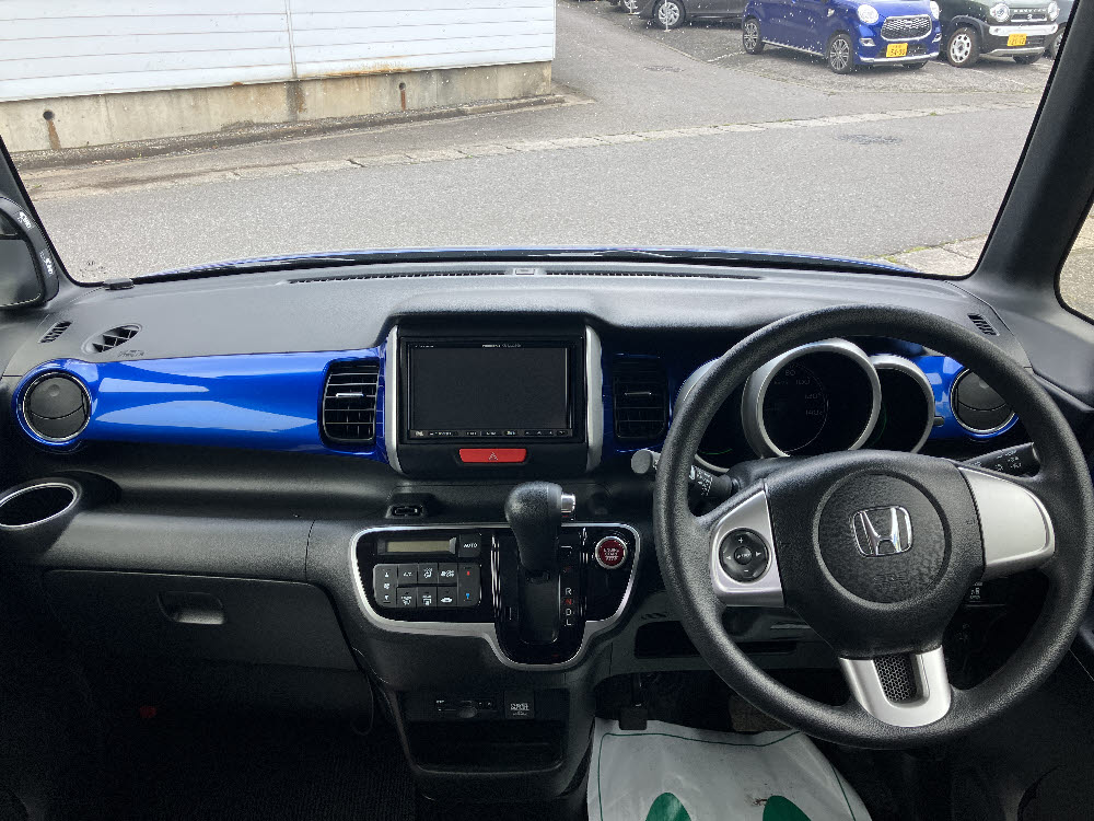 ホンダ　Ｎ ＢＯＸ　G・Lパッケージ7枚目