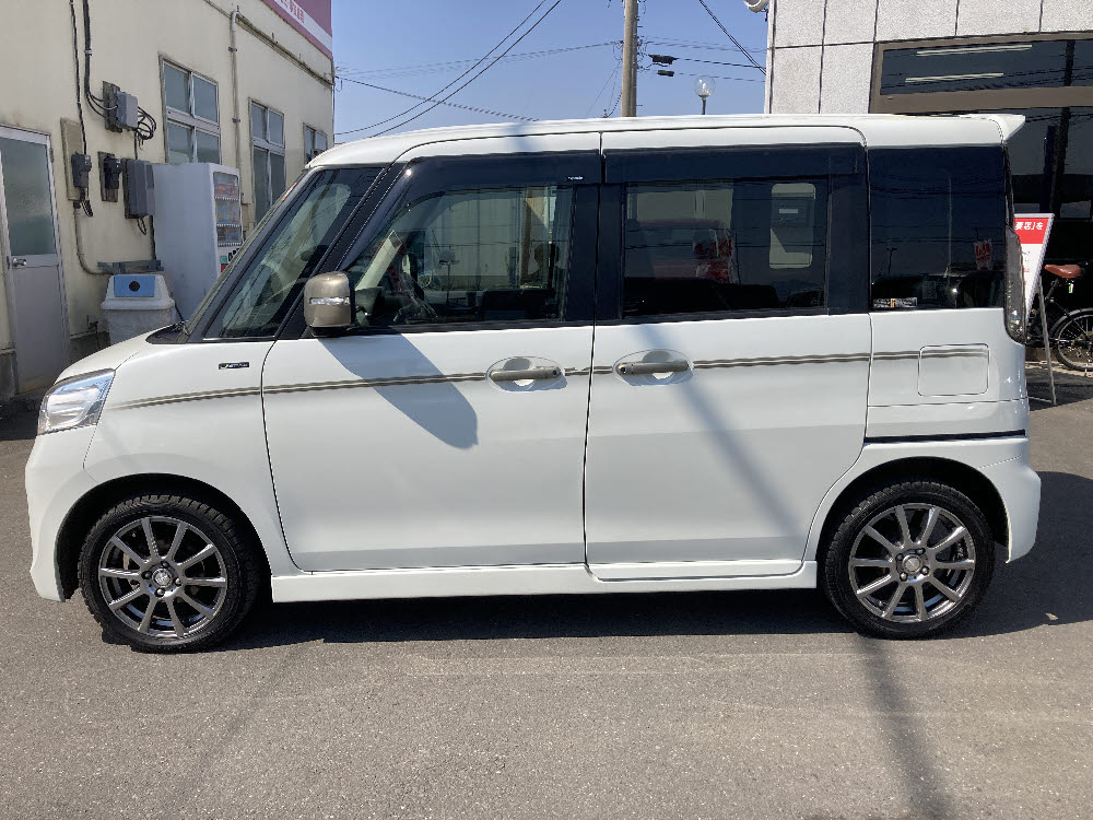 スズキ　スペーシアカスタム　Jスタイル6枚目