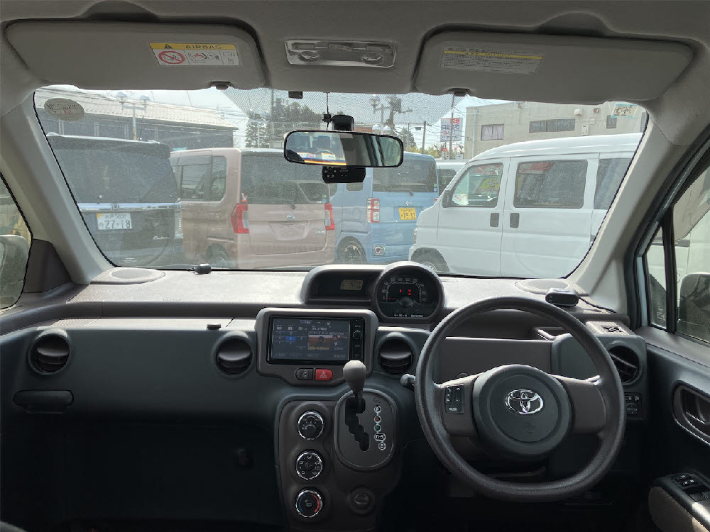 トヨタ　ポルテ　F13枚目