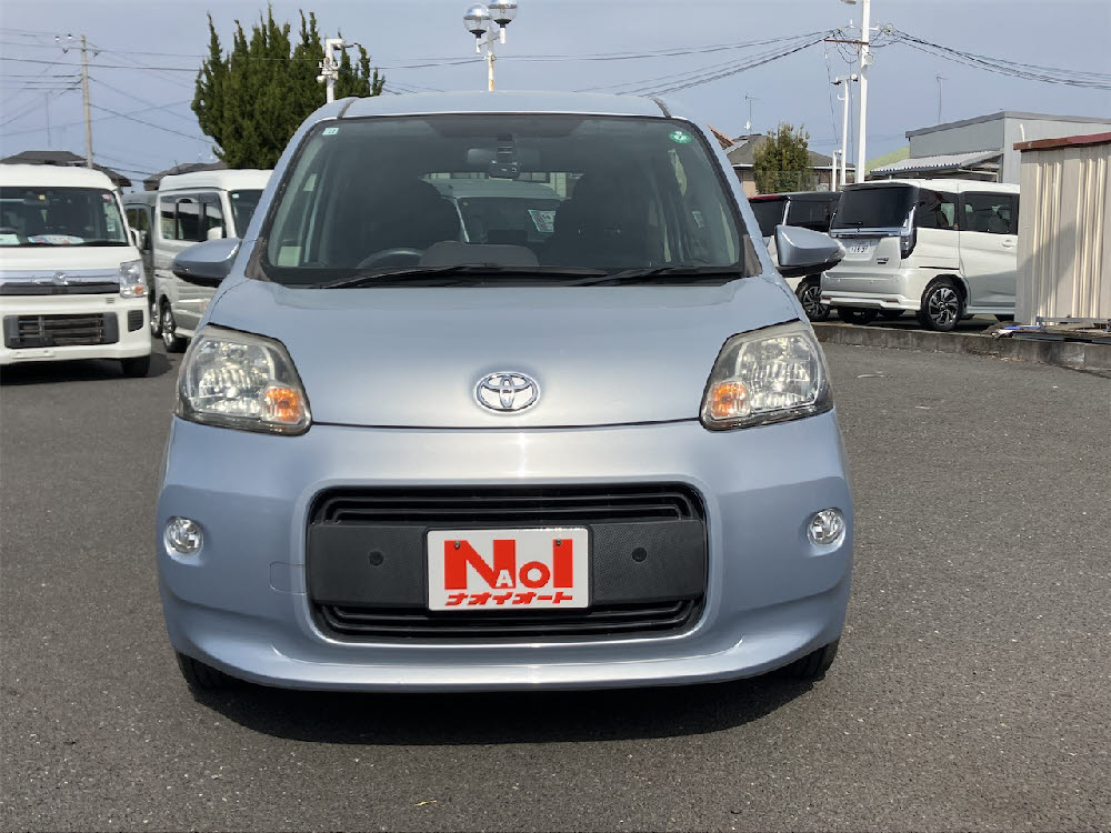 トヨタ　ポルテ　F1枚目