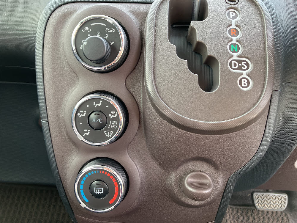 トヨタ　ポルテ　F19枚目