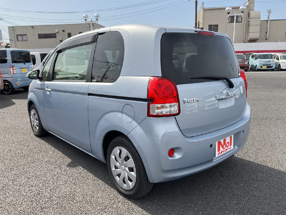 トヨタ　ポルテ　F5枚目