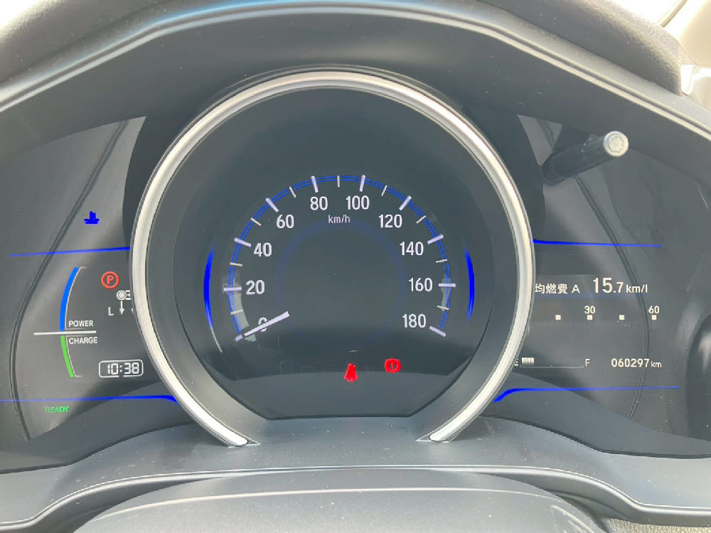 ホンダ　フィット HV　Lパッケージ13枚目