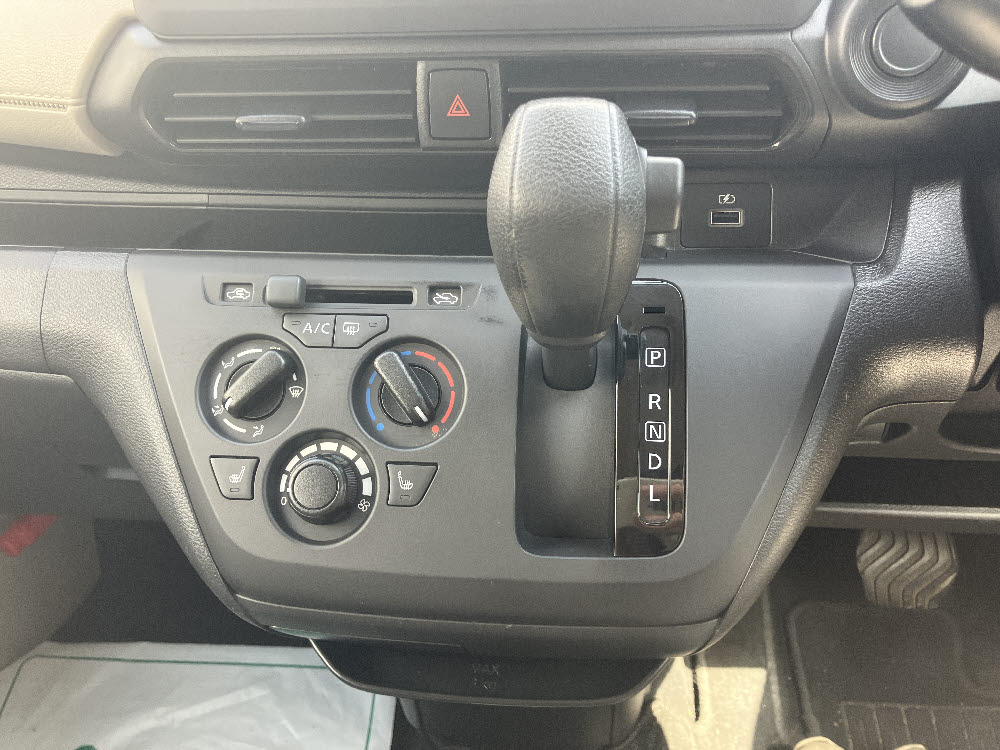 ミツビシ　ｅＫワゴン　M17枚目