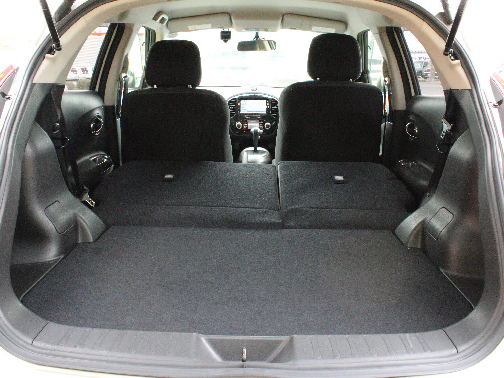 ニッサン　ジューク　15RXタイプV14枚目