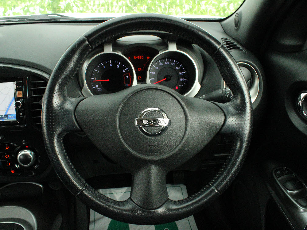 ニッサン　ジューク　15RXタイプV19枚目