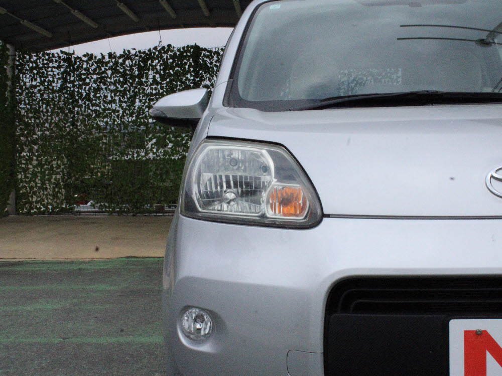 トヨタ　ポルテ　F9枚目