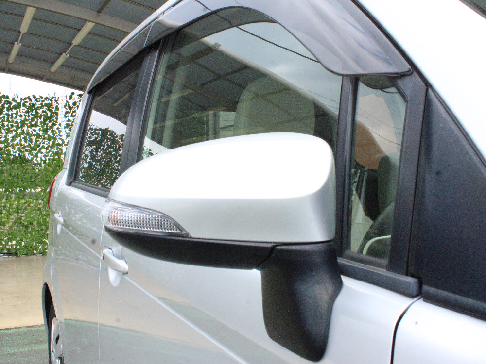 トヨタ　ポルテ　F11枚目