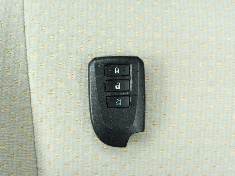 トヨタ　ポルテ　F19枚目