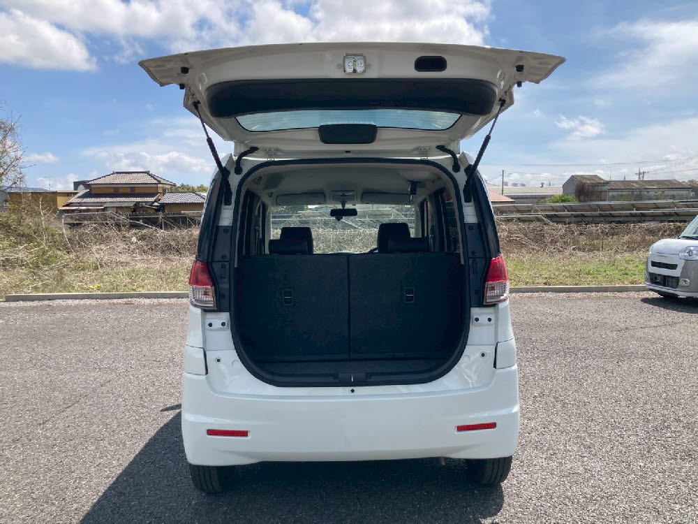 スズキ　ソリオ　G8枚目