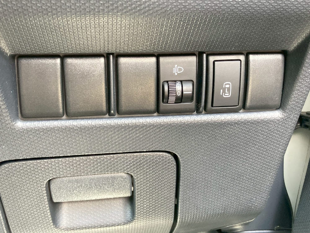 スズキ　ソリオ　G17枚目