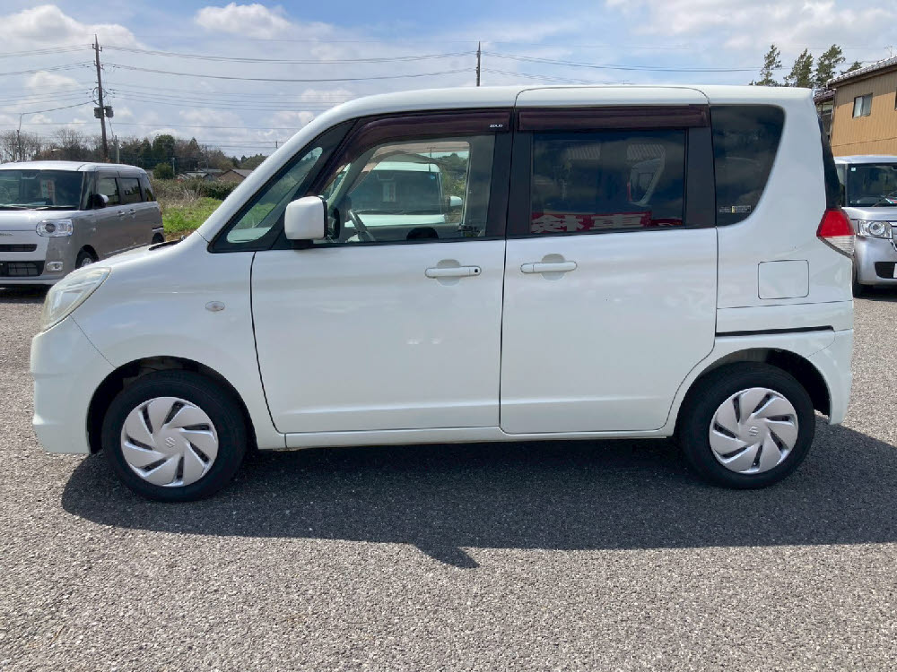 スズキ　ソリオ　G7枚目