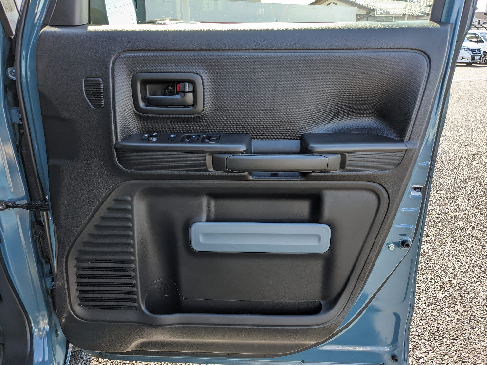 スズキ　スペーシアベース　XF15枚目