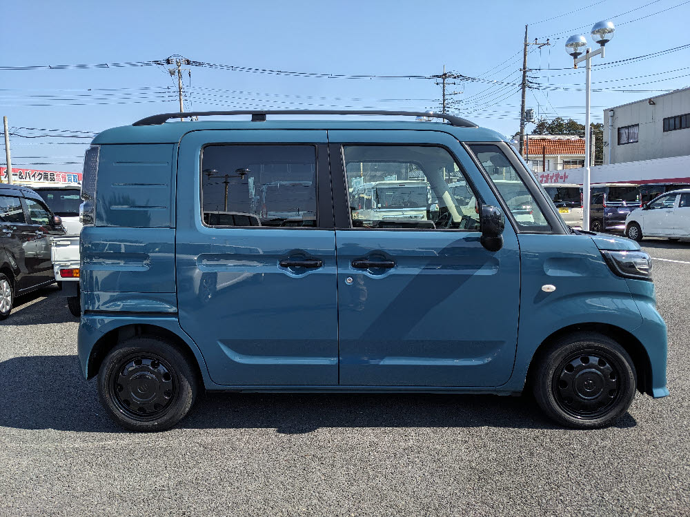 スズキ　スペーシアベース　XF3枚目