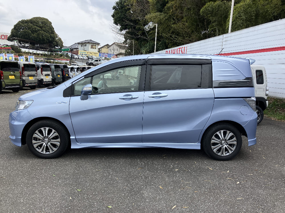 ホンダ フリードスパイクHV ジャストセレクション3枚目