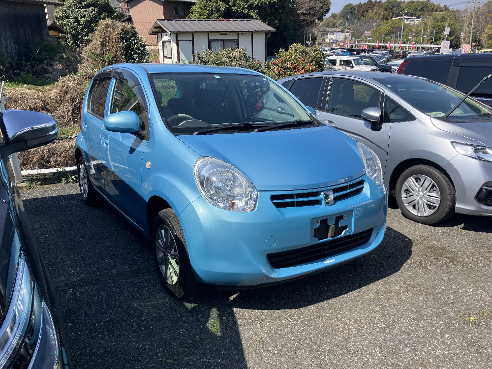 トヨタ　パッソ　Xクツロギ2枚目